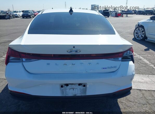 KMHLM4AJ7PU047007 2023 HYUNDAI ELANTRA White 