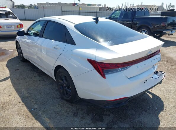 KMHLM4AJ7PU077964 2023 HYUNDAI ELANTRA HYBRID White 
