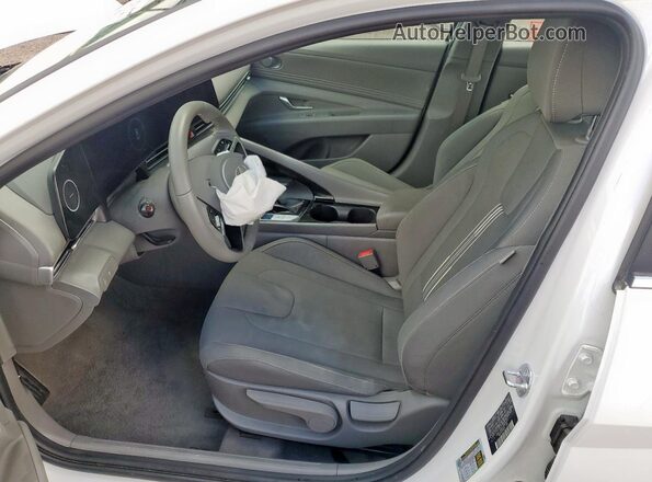KMHLS4DG1SU894331 2025 HYUNDAI ELANTRA White Vista interior delantera