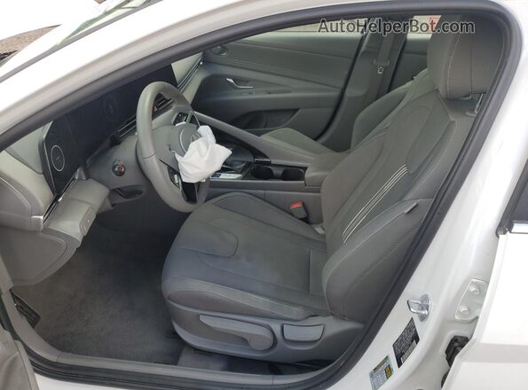 KMHLS4DG1SU894331 2025 HYUNDAI ELANTRA White 