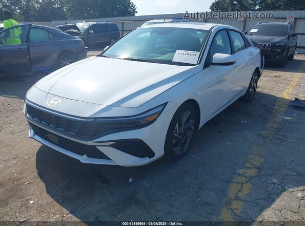 KMHLS4DG2SU945576 2025 HYUNDAI ELANTRA White Передня ліва чверть
