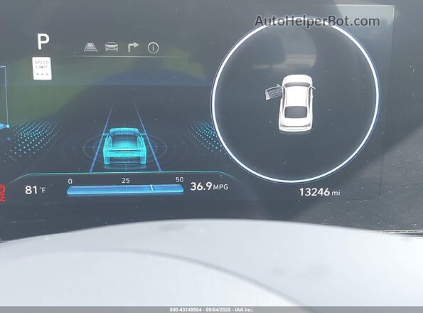 KMHLS4DG2SU945576 2025 HYUNDAI ELANTRA White 