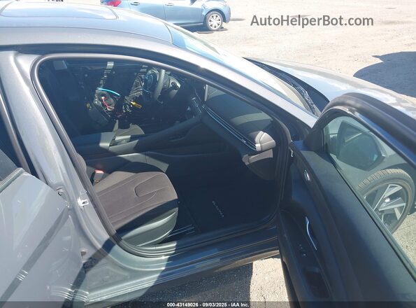 KMHLS4DG5SU983125 2025 HYUNDAI ELANTRA Серый Вид салона спереди
