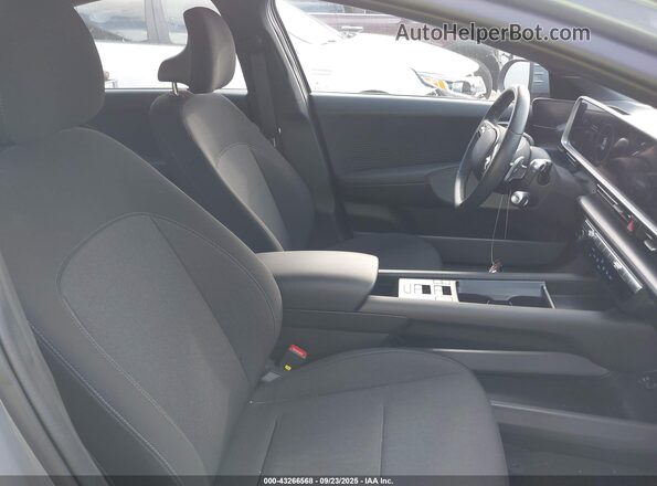 KMHM24AA1RA077151 2024 HYUNDAI IONIQ 6 Gray წინა სალონის ხედი