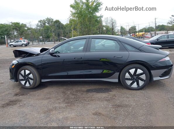 KMHM24AC9RA067002 2024 HYUNDAI IONIQ 6 Black 360 interior view