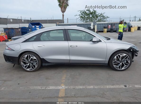 KMHM34AA6SA092313 2025 HYUNDAI IONIQ 6 Silver Widok wnętrza 360 stopni
