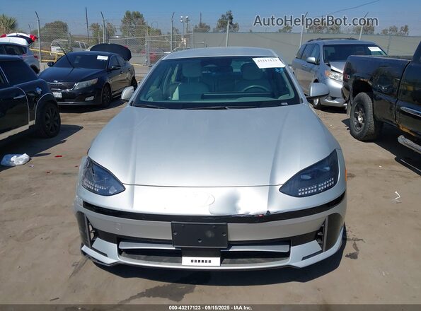 KMHM34AA7RA057399 2024 HYUNDAI IONIQ 6 Silver Vista del cuadro de instrumentos