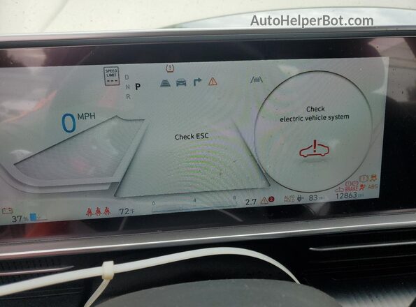 KMHM34ACXRA064445 2024 HYUNDAI IONIQ Silver Widok zestawu wskaźników