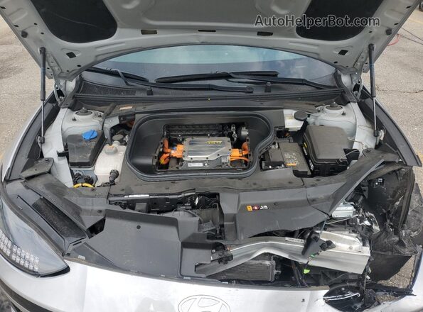 KMHM54AC1PA047802 2023 HYUNDAI IONIQ Silver Вид задньої частини салону