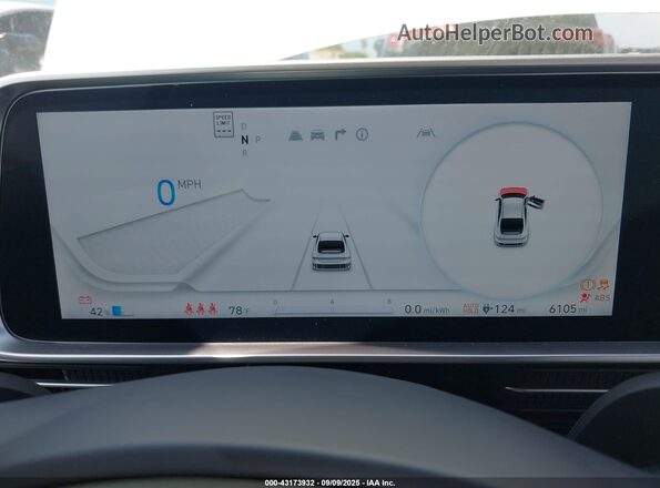 KMHM54AC3RA064233 2024 HYUNDAI IONIQ 6 White Widok tylnych siedzeń