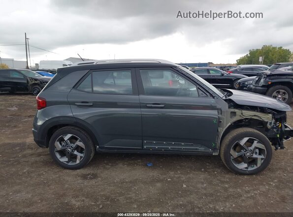 KMHRC8A33RU339049 2024 HYUNDAI VENUE Gray Widok wnętrza z tyłu