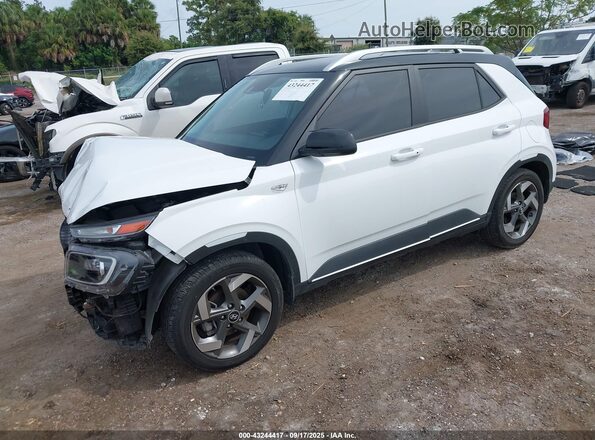 KMHRC8A34NU192850 2022 HYUNDAI VENUE White 