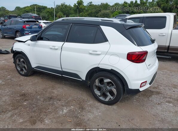 KMHRC8A34NU192850 2022 HYUNDAI VENUE White 