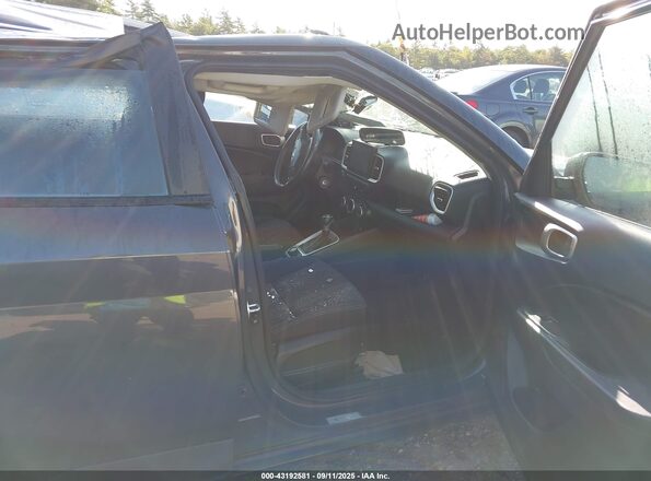 KMHRC8A34PU256856 2023 HYUNDAI VENUE Gray Front interior view