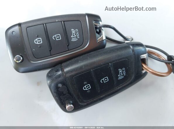 KMHRC8A34PU256856 2023 HYUNDAI VENUE Gray Dashboard view