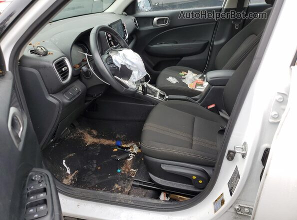 KMHRC8A34RU309462 2024 HYUNDAI VENUE Silver 