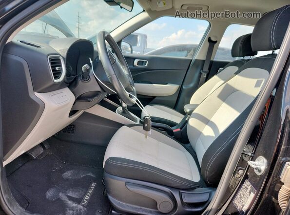 KMHRC8A36MU092635 2021 HYUNDAI VENUE Black 