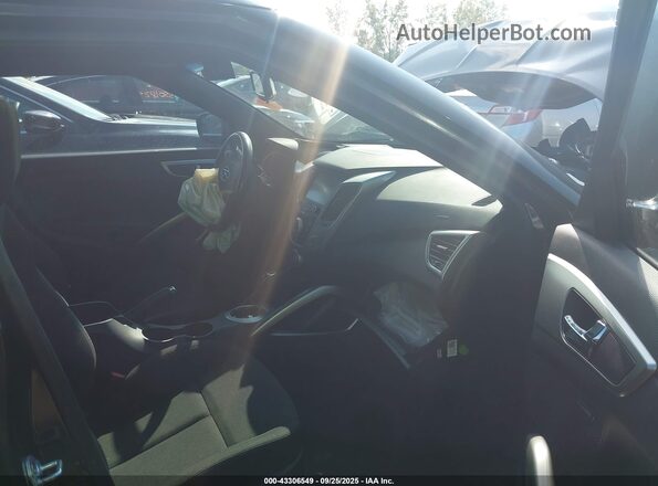 KMHTC6AD8HU323754 2017 HYUNDAI VELOSTER Black 