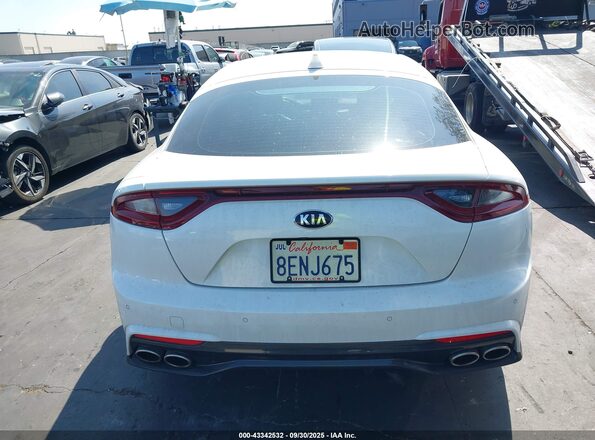 KNAE15LA2J6041245 2018 KIA STINGER White 