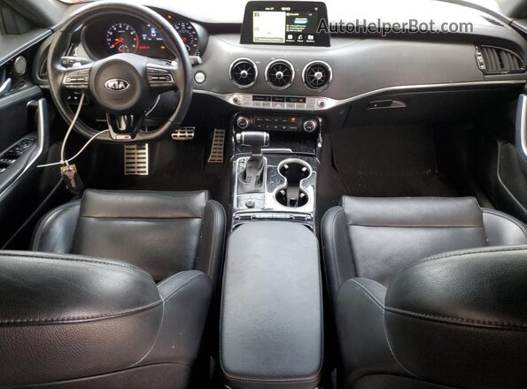 KNAE15LA5L6085243 2020 KIA STINGER Black Widok deski rozdzielczej