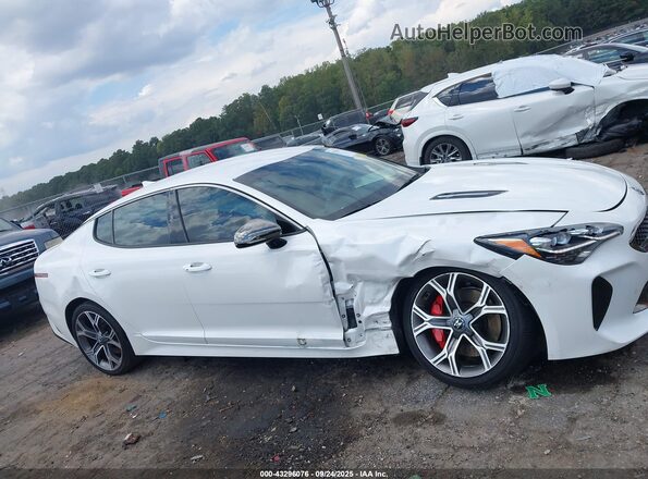 KNAE35LC0L6079667 2020 KIA STINGER White Սալոնի հետևի տեսք