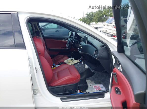 KNAE45LC6M6089750 2021 KIA STINGER White Vista interior delantera