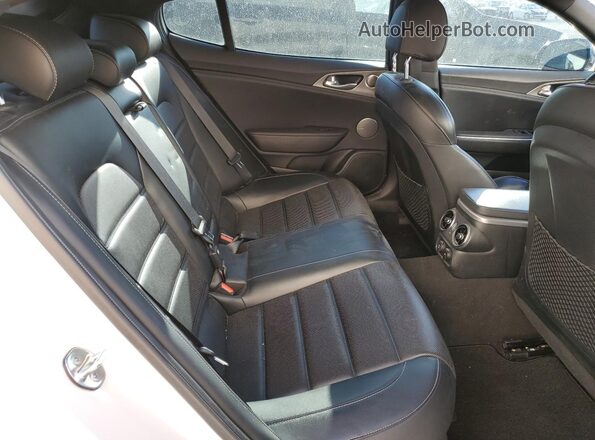 KNAE55LC1J6029965 2018 KIA STINGER Белый 