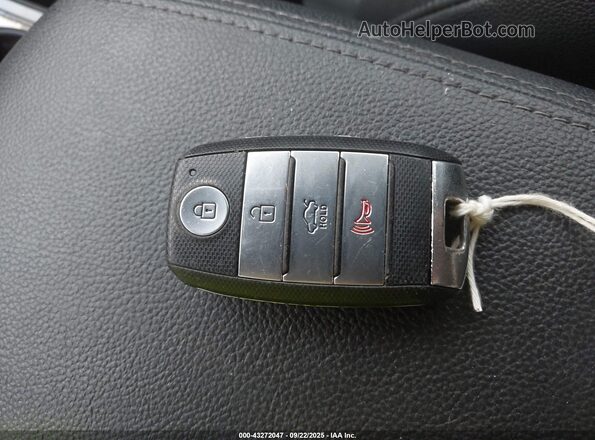 KNAGV4LD2H5010143 2017 KIA OPTIMA PLUG-IN HYBRID White Widok deski rozdzielczej