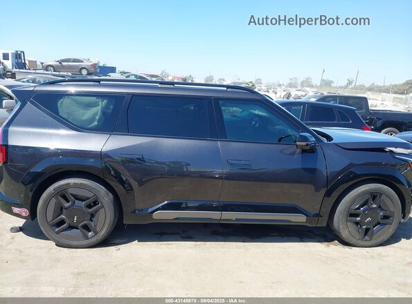 KNDAEFS54R6023955 2024 KIA EV9 Black Rear interior view
