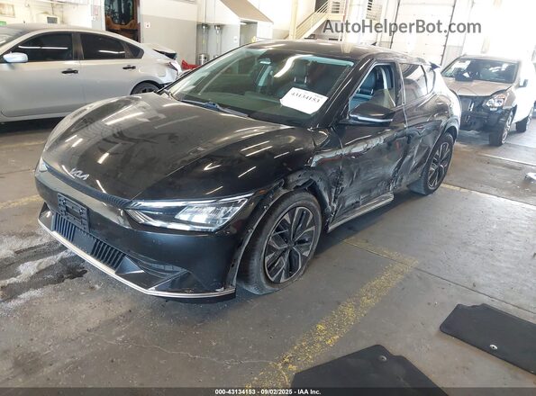 KNDC3DLC9N5058765 2022 KIA EV6 Black წინა მარცხენა ხედი სამი მეოთხედიდან