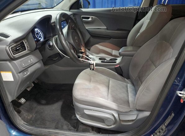KNDCB3LC0J5158096 2018 KIA NIRO Blue 