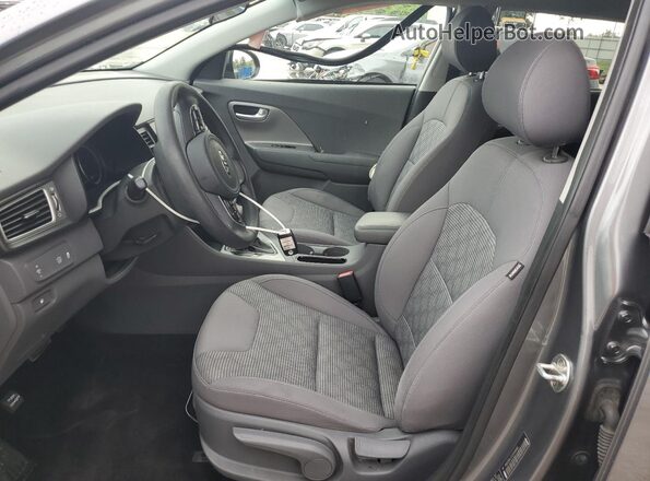 KNDCB3LC2J5114682 2018 KIA NIRO Gray 
