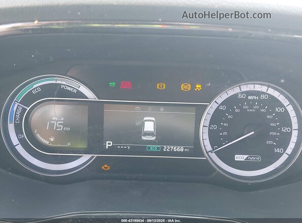 KNDCB3LC2L5437956 2020 KIA NIRO Silver Вид задніх сидінь