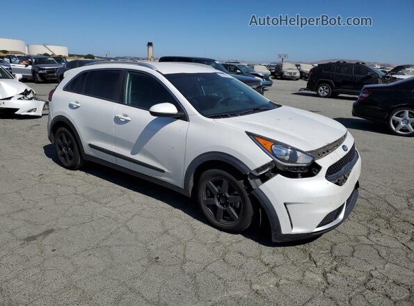 KNDCB3LC4J5179436 2018 KIA NIRO White 