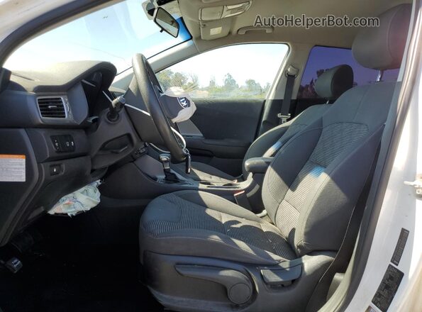 KNDCB3LC4J5179436 2018 KIA NIRO White 