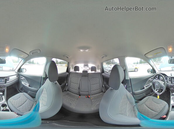 KNDCB3LC4J5205548 2018 KIA NIRO Blue 