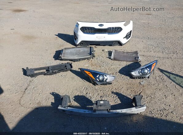 KNDCB3LC9L5368781 2020 KIA NIRO White Սարքավորումների վահանակի տեսք