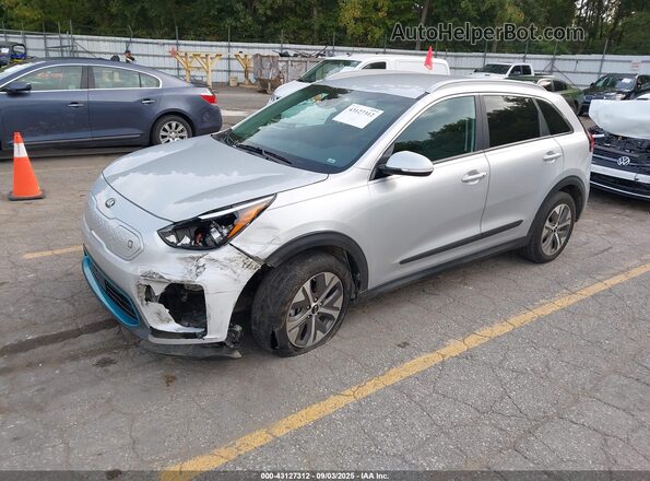 KNDCC3LG2M5105792 2021 KIA NIRO Silver Передня ліва чверть