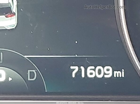 KNDCC3LG2M5105792 2021 KIA NIRO Silver 