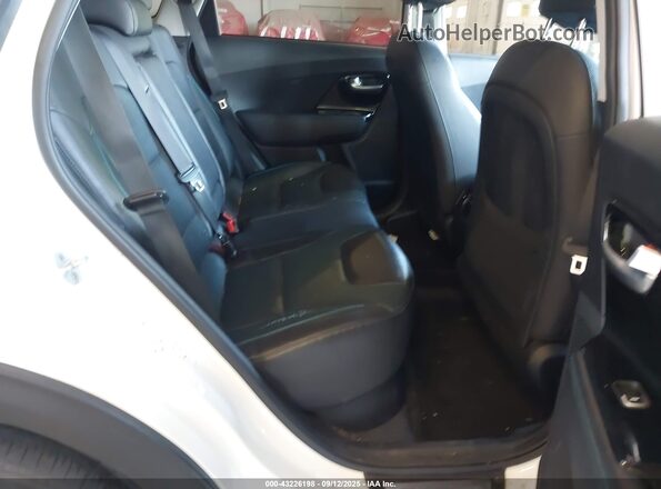 KNDCE3LG2N5124970 2022 KIA NIRO EV White VIN sticker view
