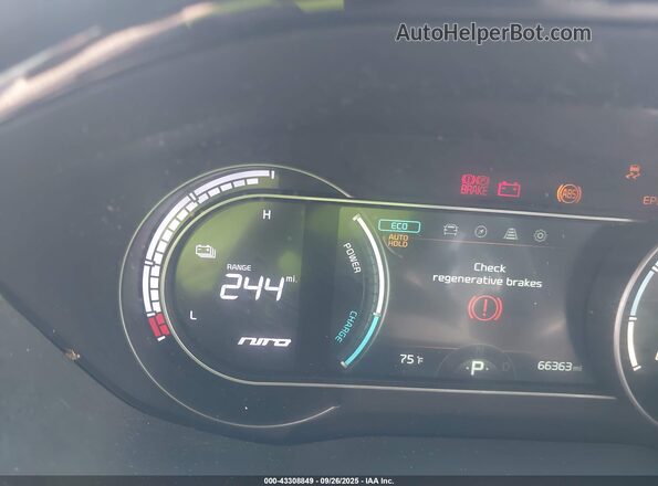 KNDCE3LG7N5138248 2022 KIA NIRO EV Gray 