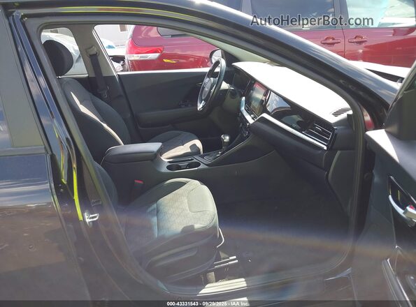 KNDCM3LD5N5502286 2022 KIA NIRO PLUG-IN HYBRID Black Widok wnętrza z przodu