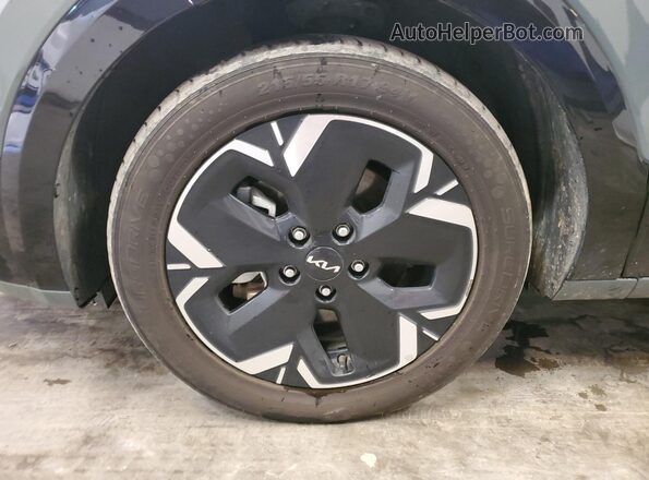 KNDCR3L17P5045197 2023 KIA NIRO Gray 