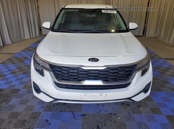 KNDEPCAA0M7138029 2021 KIA SELTOS White 