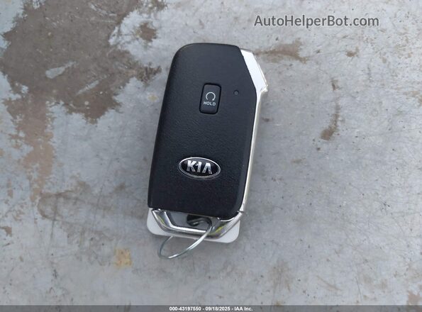 KNDERCAA2M7153884 2021 KIA SELTOS Blue Dashboard view