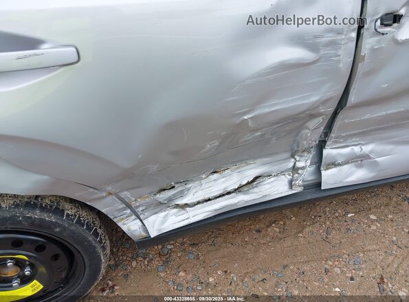 KNDJ33AU7L7015377 2020 KIA SOUL Серебряный Вид спереди