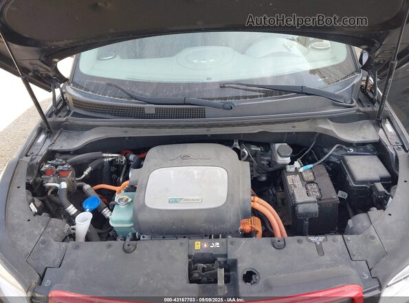 KNDJX3AE2G7005228 2016 KIA SOUL EV Black Rear view
