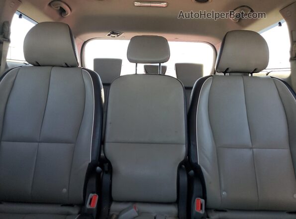 KNDMB5C12J6408401 2018 KIA SEDONA Blue 