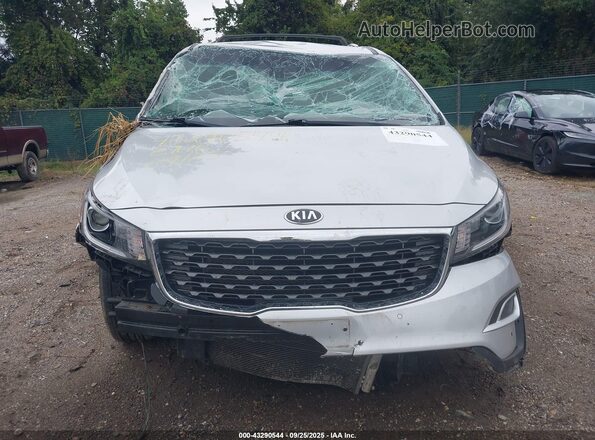 KNDMB5C19L6591623 2020 KIA SEDONA Silver Вид задньої частини салону