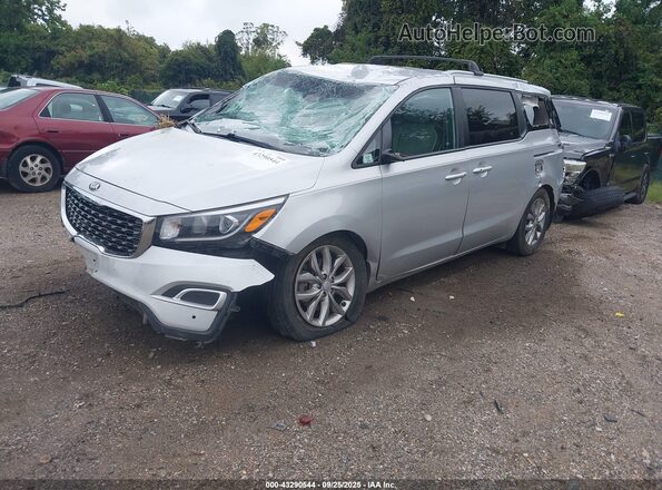 KNDMB5C19L6591623 2020 KIA SEDONA Silver Передня ліва чверть